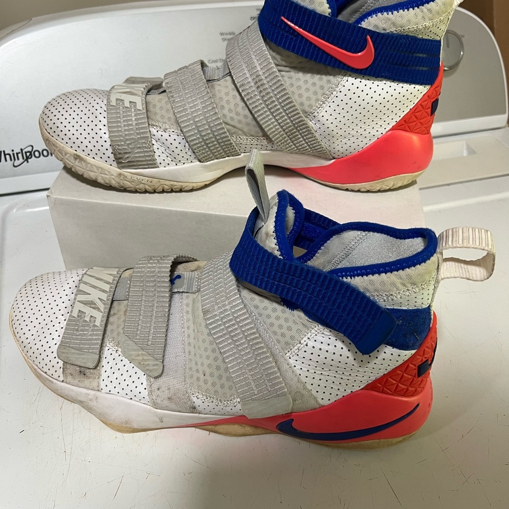 Nike LeBron Soldier 11 “USA” colorway